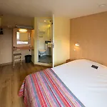 Fh Confort Hotell 2*
