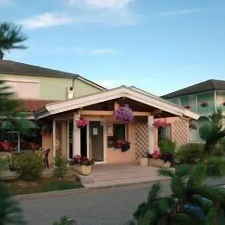 Fh Confort Hotel 2*