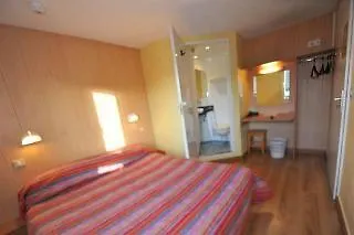 Fasthotel 2* アヌシー